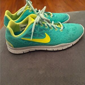 Nike Turquoise and Lime Green Sneakers